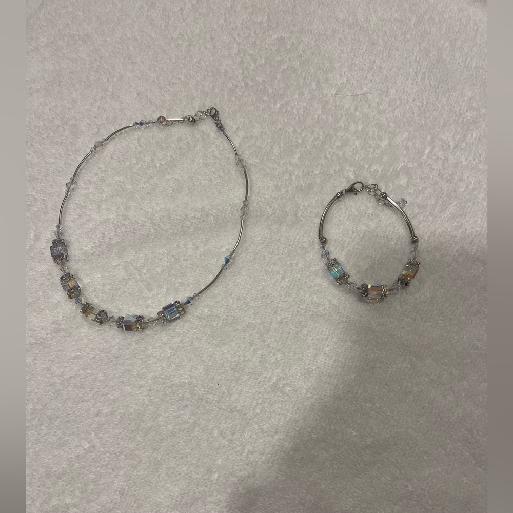Silver toned crystal bracelet and necklace set​​​​​​​